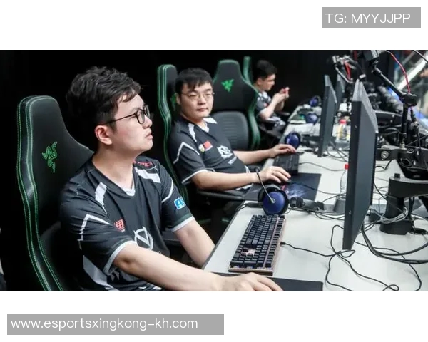 电竞比分DOTA2深度解析WE战队边路渗透策略与战术运用